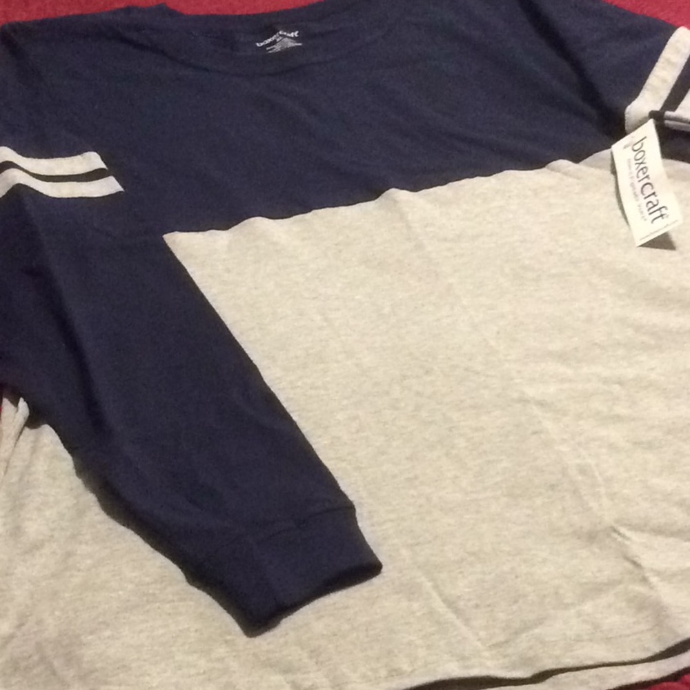 Ladies Top - Picture 2 of 2